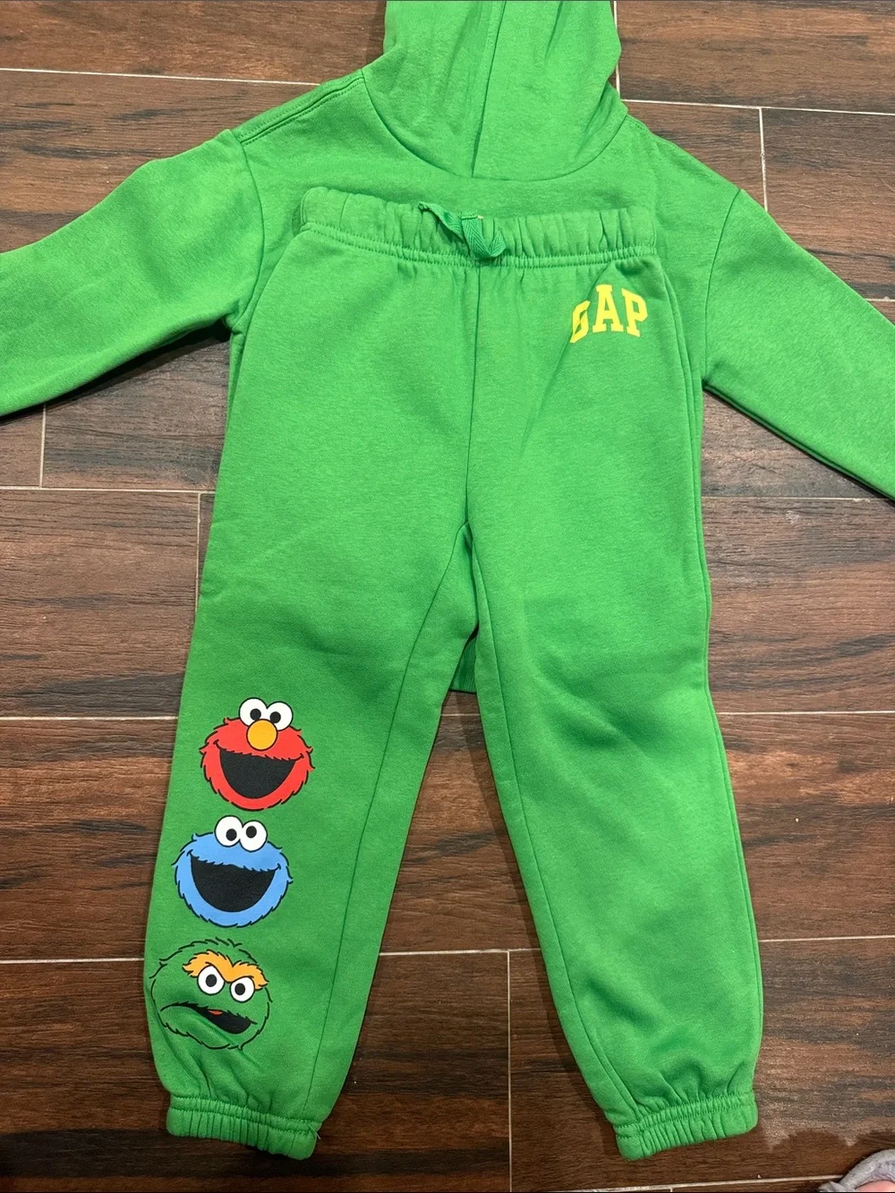 GAP Toddler Sesame Street Sweatsuit